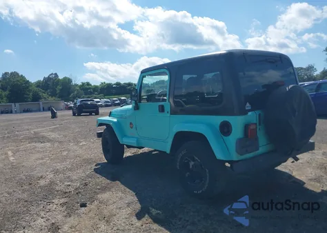 2002 Jeep Wrangler Sahara из США, поврежденный, VIN 1J4FA59S62P768112